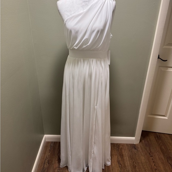 NWT White One-Shoulder Maxi Dress by Aura, Size Large - Picture 4 of 13
